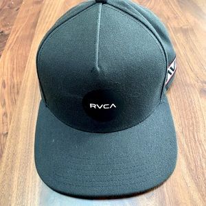 RVCA Black Bruce Irons SnapBack Hat Excellent Condition